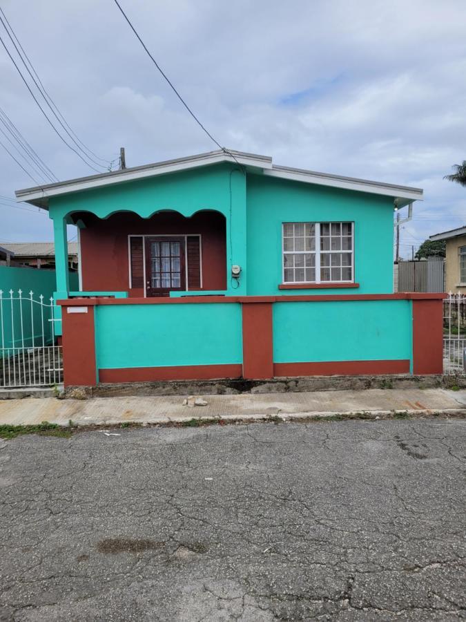 Kensington Oval- 2 Bed 1 Bath Villa Bridgetown Exterior foto