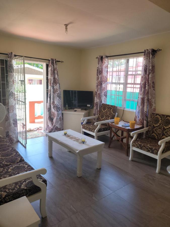 Kensington Oval- 2 Bed 1 Bath Villa Bridgetown Exterior foto
